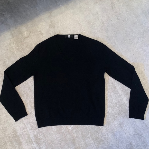 SAKS 5TH AVENUE CASHMERE SWEATER - Picture 2 of 4